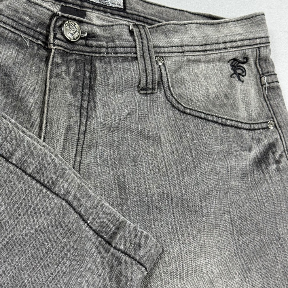 Southpole Mens Faded Gray Denim Shorts Embroidered Back Pockets Baggy Y2K 36
